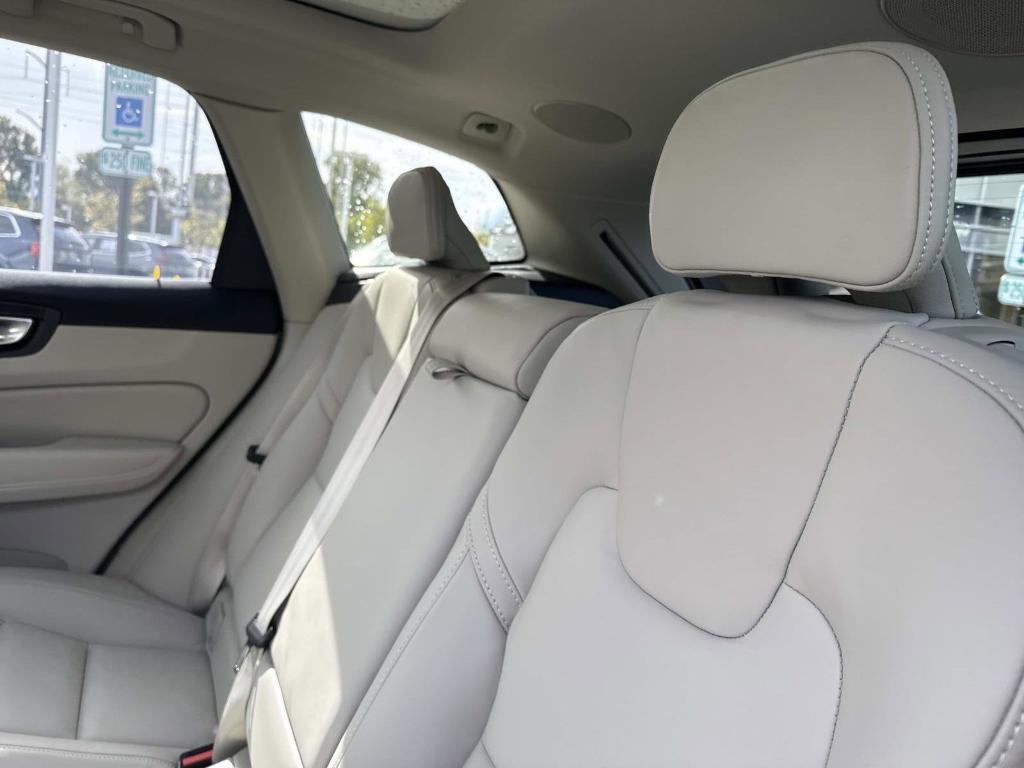 new 2026 Volvo XC60 car, priced at $63,935