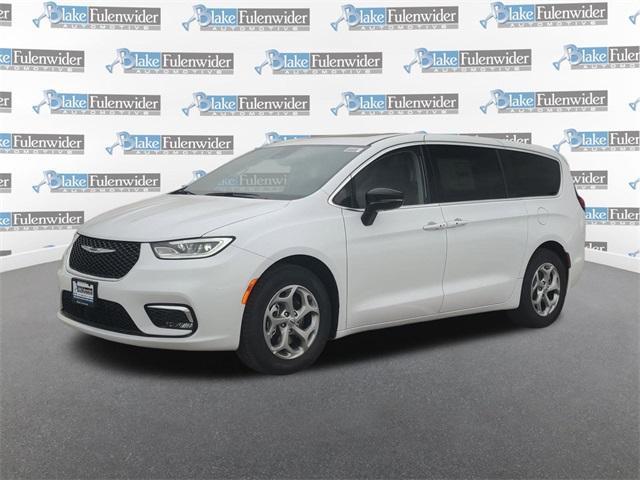 new 2024 Chrysler Pacifica car, priced at $47,056