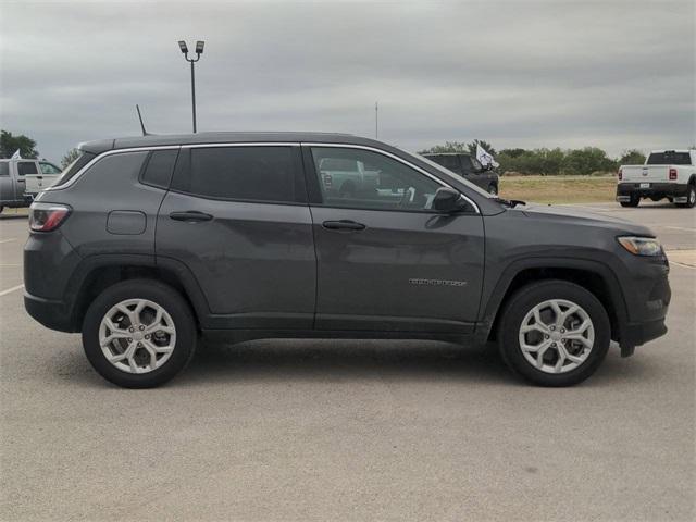 new 2024 Jeep Compass car, priced at $27,878