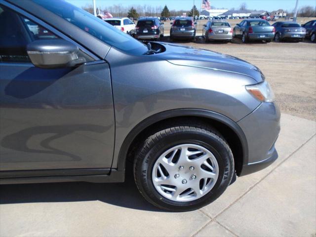 used 2015 Nissan Rogue car, priced at $9,925