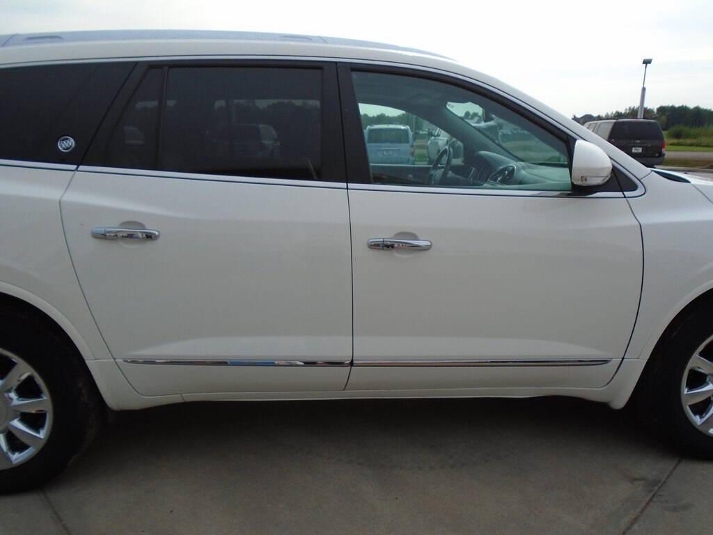used 2015 Buick Enclave car, priced at $8,475