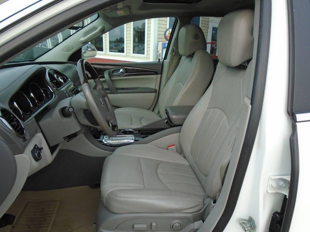 used 2015 Buick Enclave car, priced at $8,475