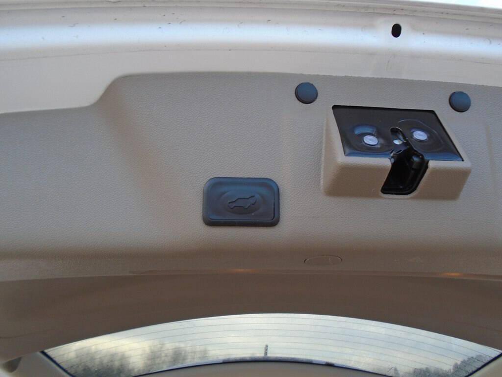 used 2016 GMC Acadia car, priced at $13,975