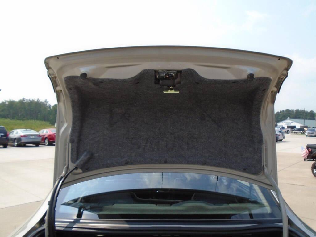 used 2003 Saturn L car, priced at $5,975