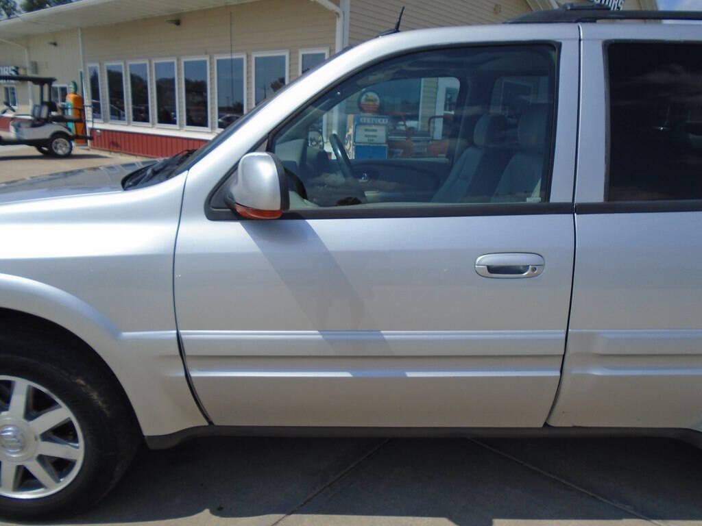 used 2004 Buick Rainier car, priced at $4,975
