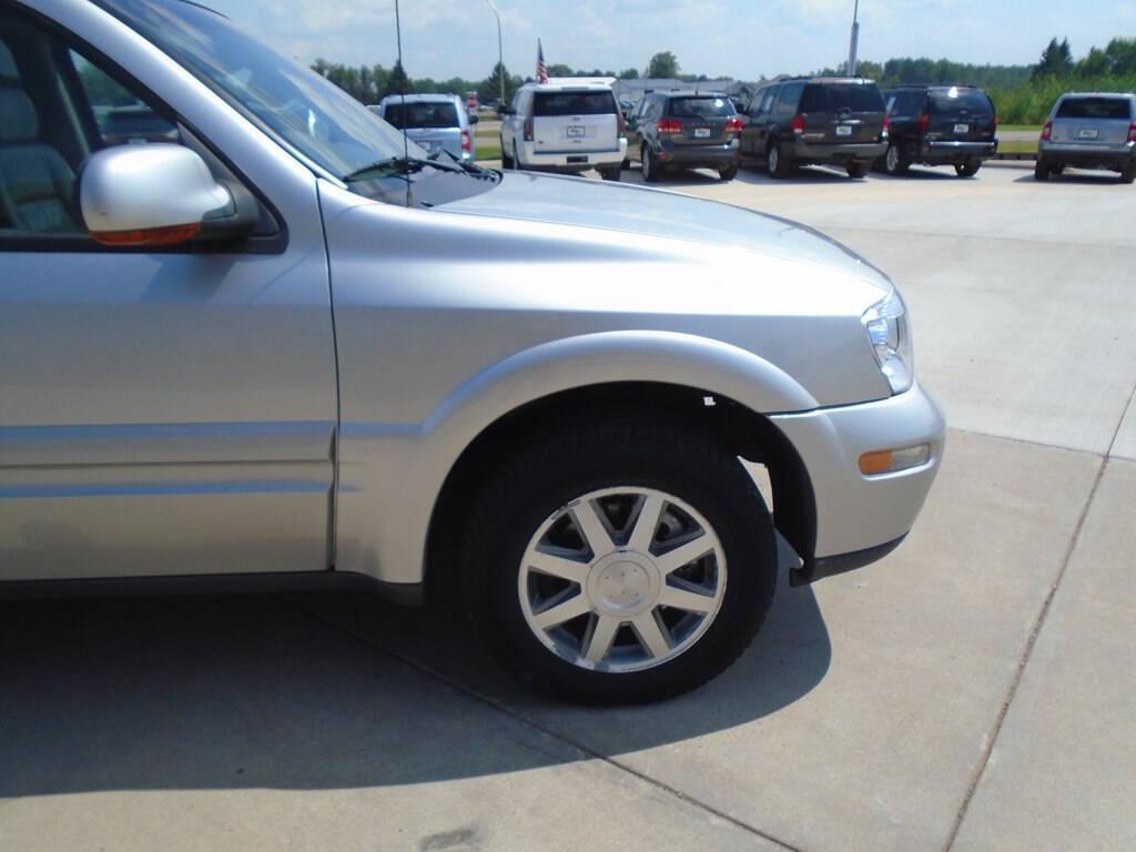 used 2004 Buick Rainier car, priced at $4,975