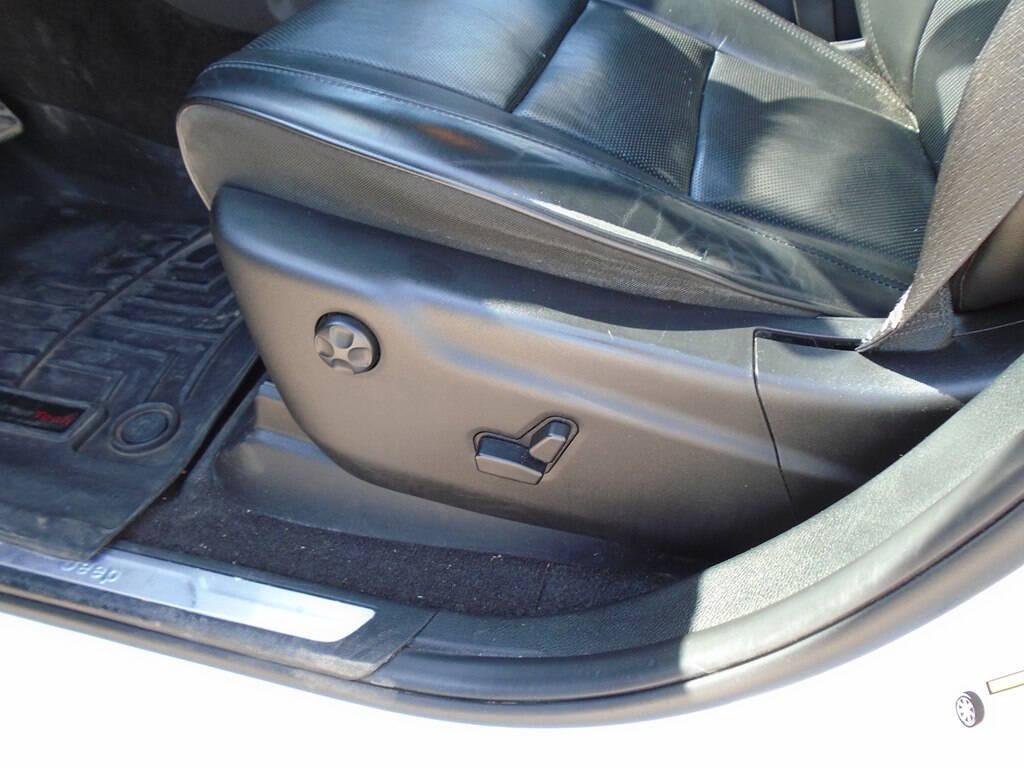 used 2018 Jeep Grand Cherokee car, priced at $18,975