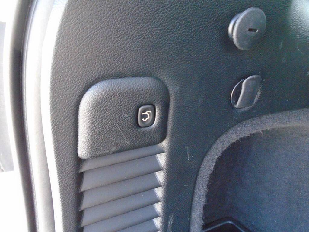 used 2018 Jeep Grand Cherokee car, priced at $18,975