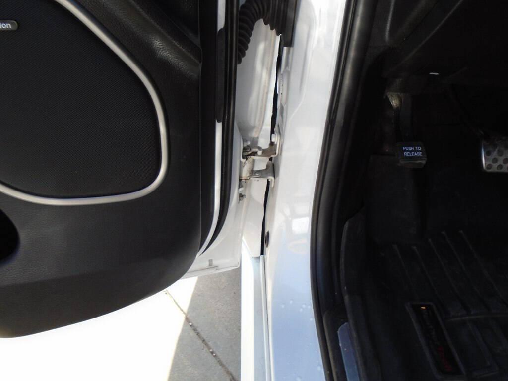 used 2018 Jeep Grand Cherokee car, priced at $18,975