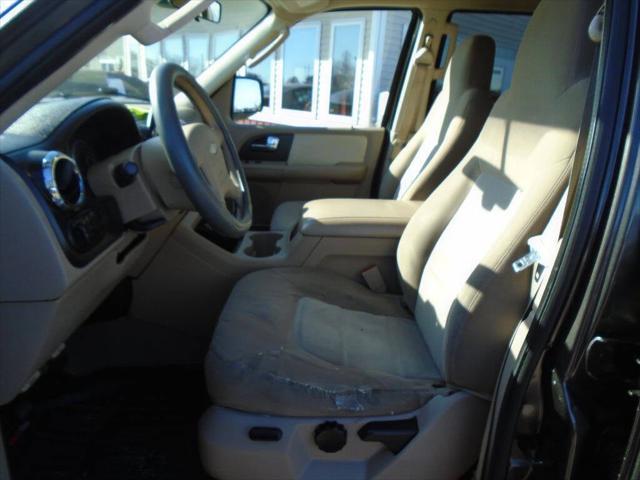 used 2005 Ford Expedition car, priced at $5,975