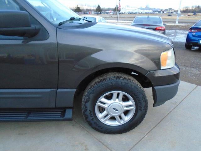 used 2005 Ford Expedition car, priced at $5,975