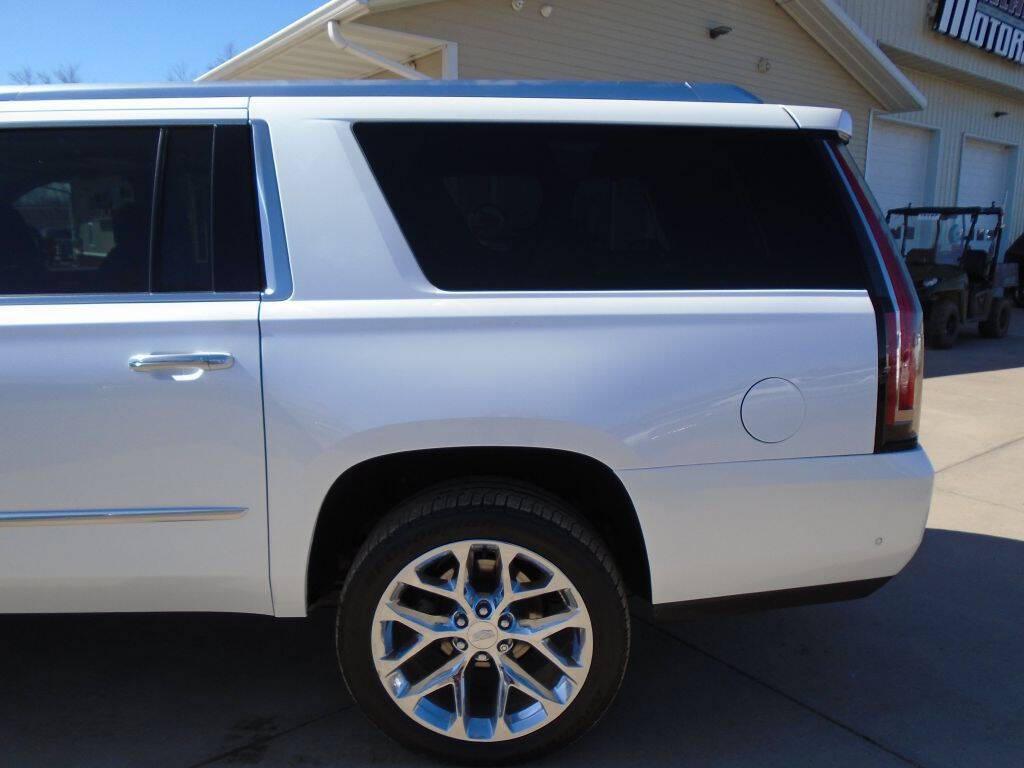 used 2017 Cadillac Escalade ESV car, priced at $23,975