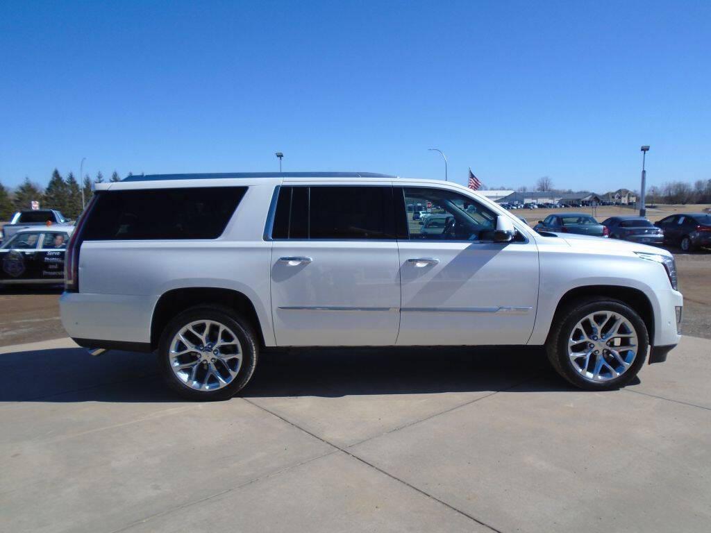 used 2017 Cadillac Escalade ESV car, priced at $23,975