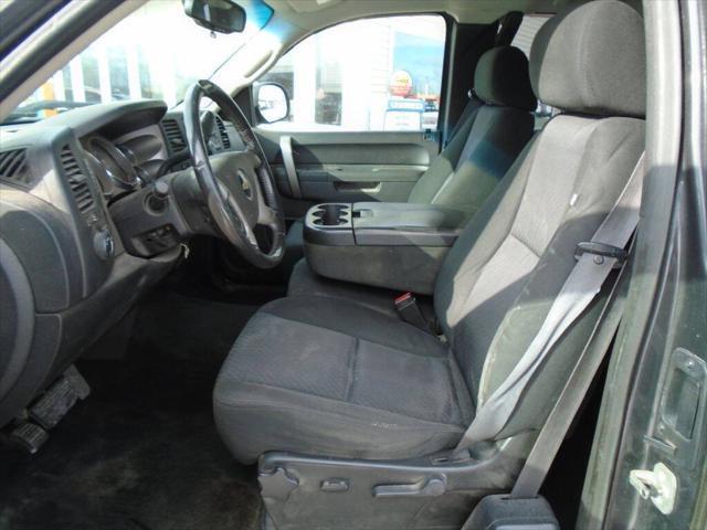 used 2011 Chevrolet Silverado 1500 car, priced at $5,275