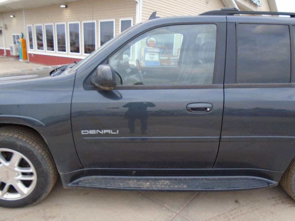 used 2006 GMC Envoy car, priced at $3,475