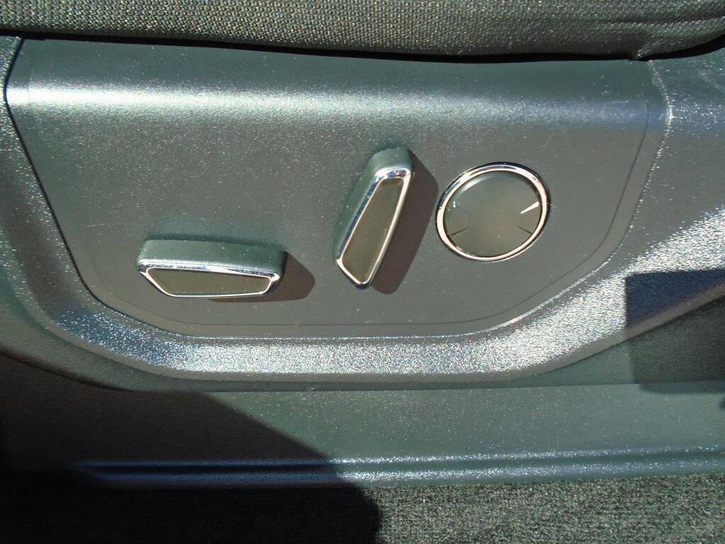 used 2015 Ford F-150 car, priced at $25,975