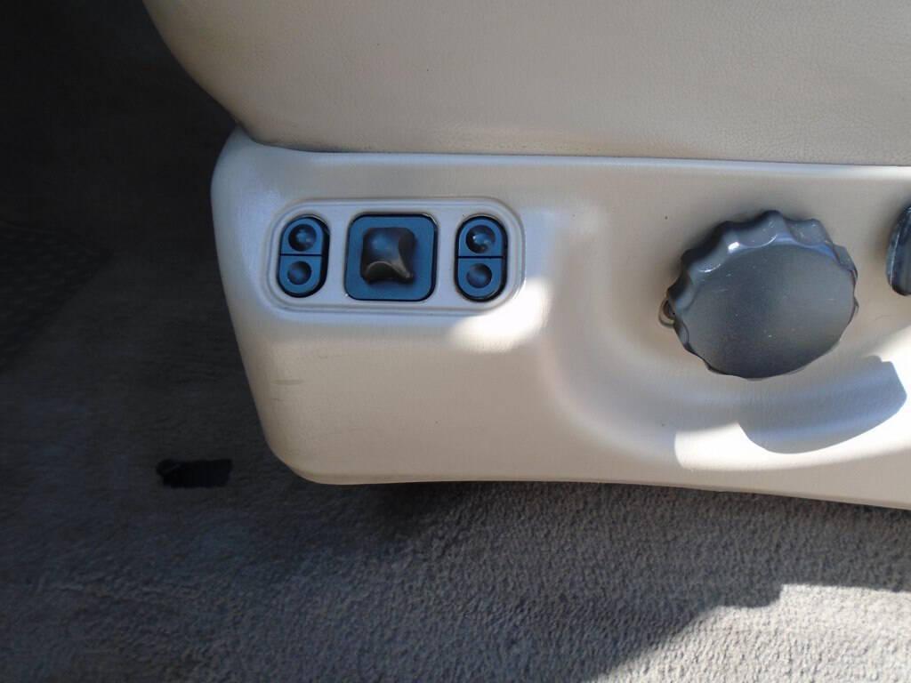 used 2001 Ford F-250 car, priced at $10,975