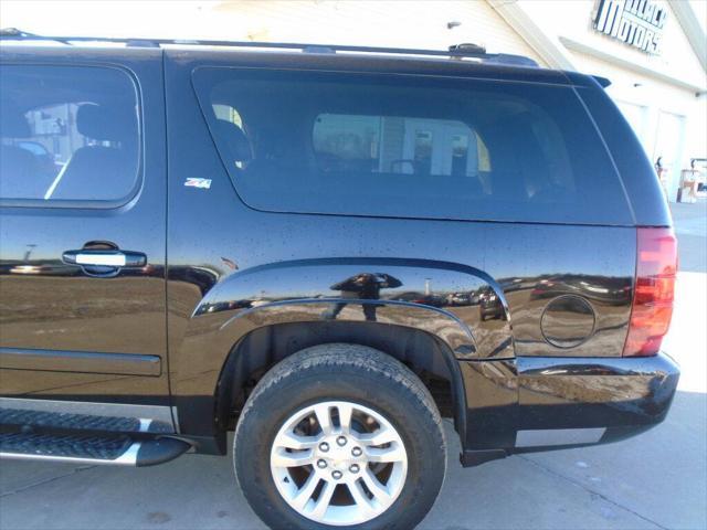 used 2007 Chevrolet Suburban car, priced at $7,925