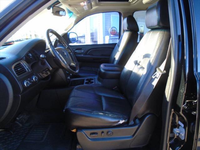 used 2007 Chevrolet Suburban car, priced at $7,925