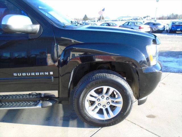 used 2007 Chevrolet Suburban car, priced at $7,925