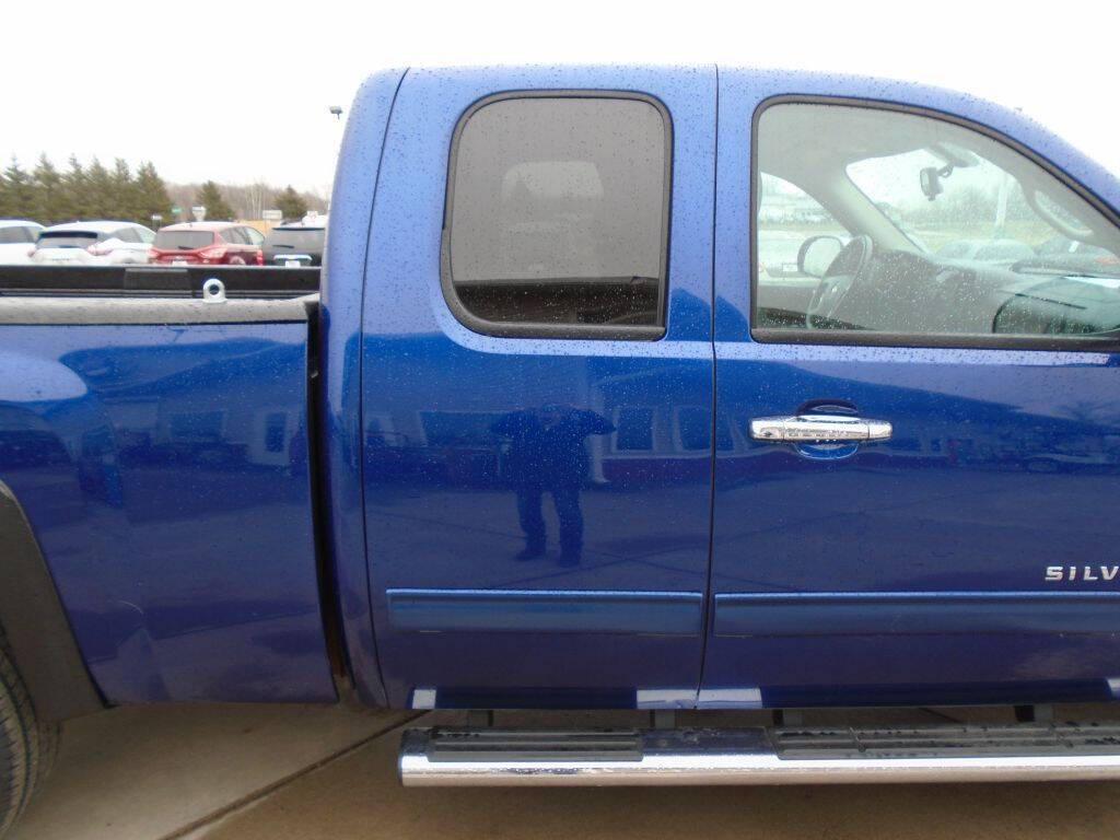 used 2013 Chevrolet Silverado 1500 car, priced at $17,475