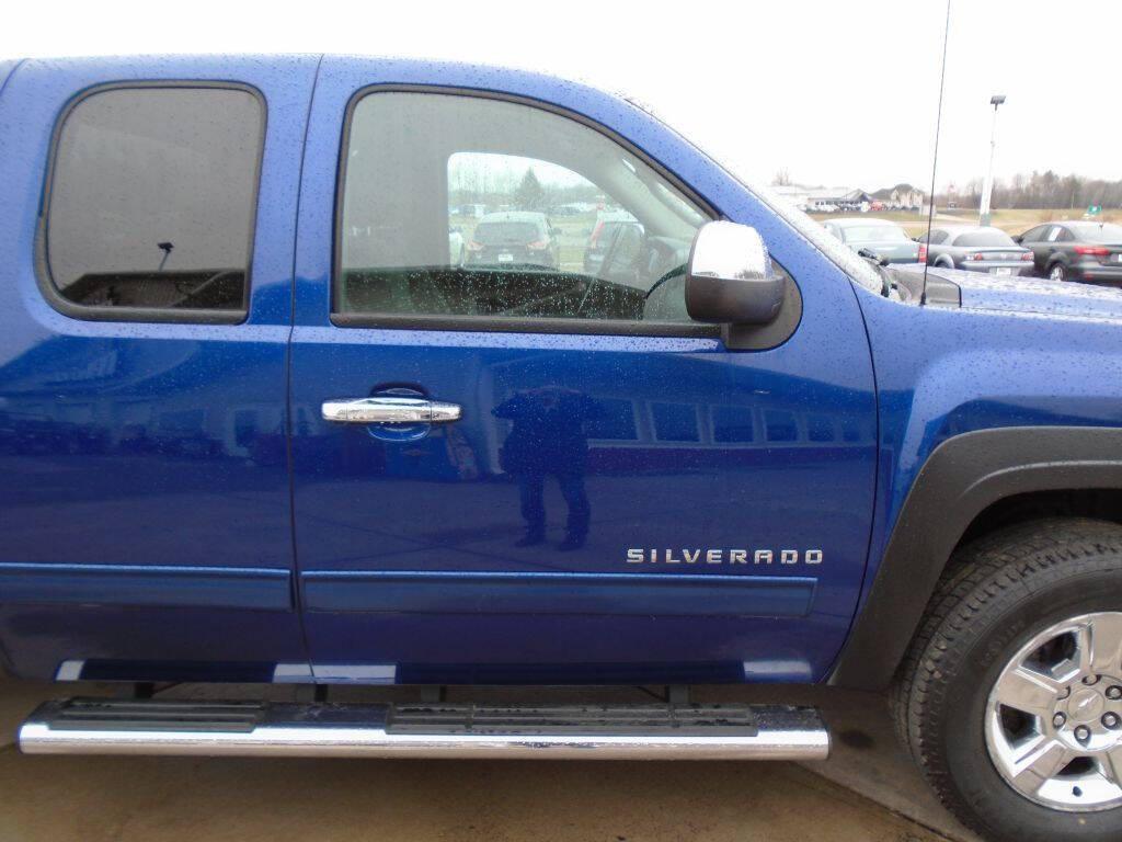 used 2013 Chevrolet Silverado 1500 car, priced at $17,475