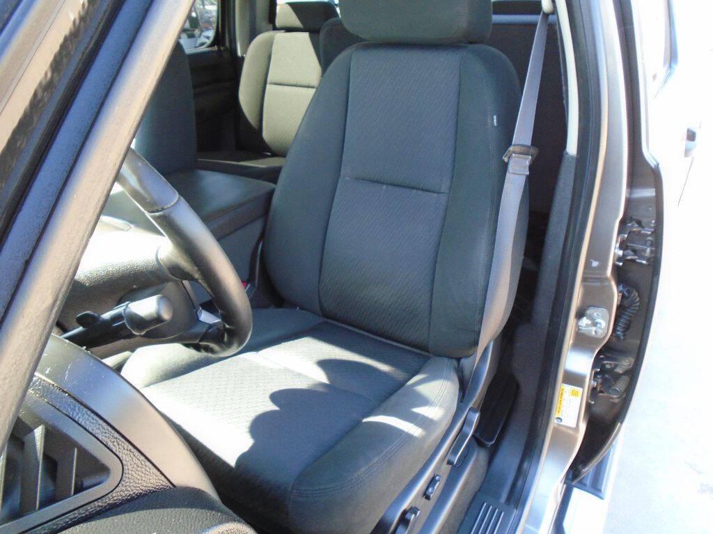 used 2013 Chevrolet Silverado 1500 car, priced at $16,975