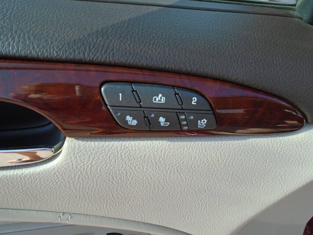 used 2007 Buick Lucerne car, priced at $7,975