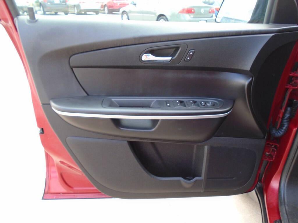 used 2012 GMC Acadia car, priced at $7,975