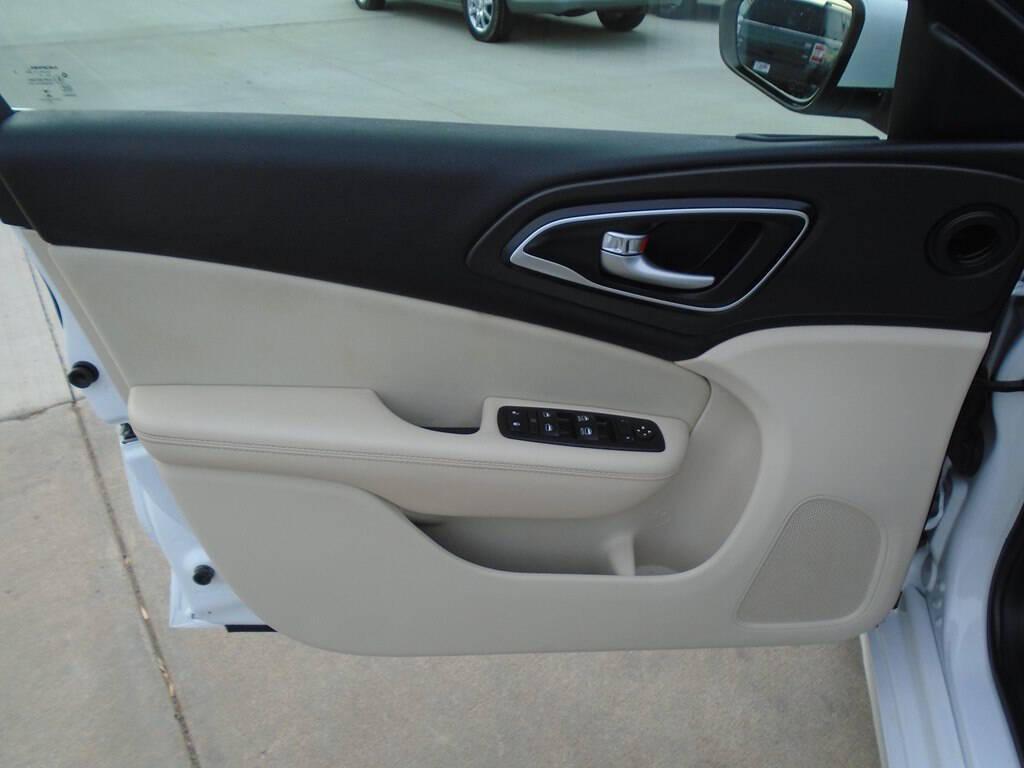 used 2016 Chrysler 200 car, priced at $15,975