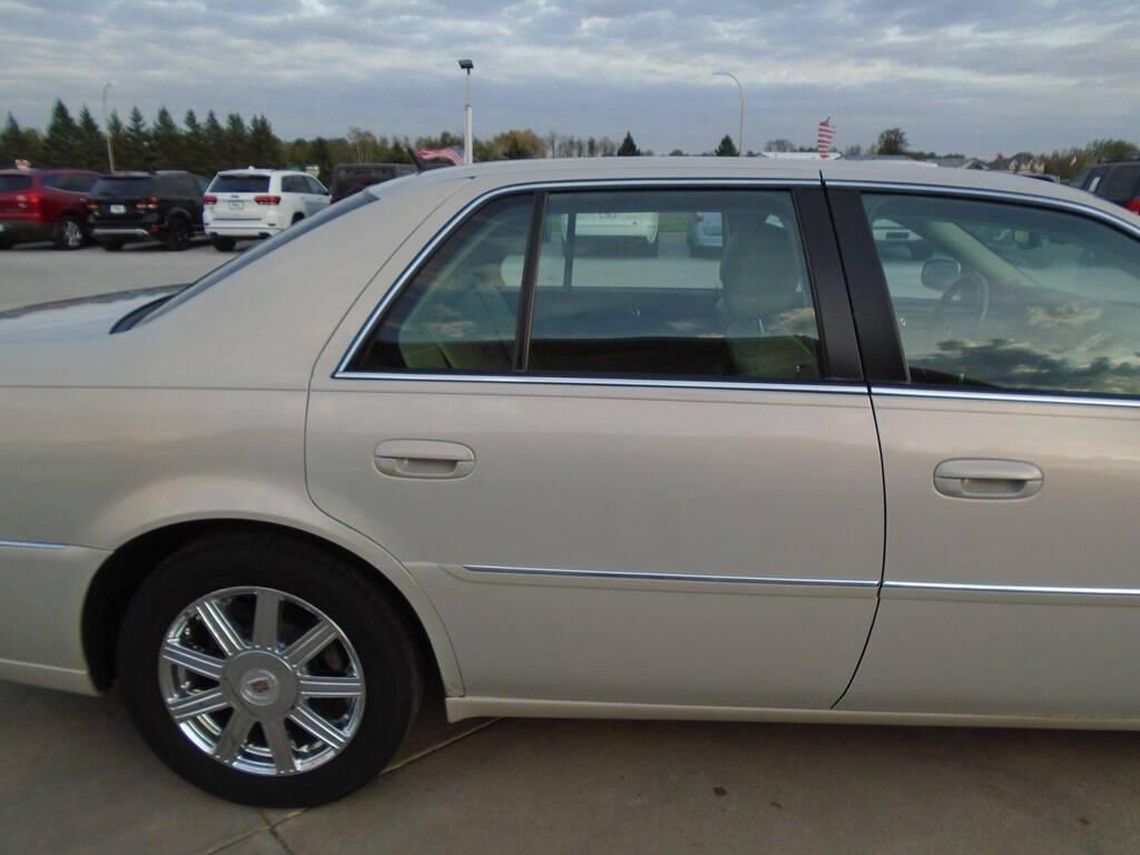 used 2008 Cadillac DTS car, priced at $5,975