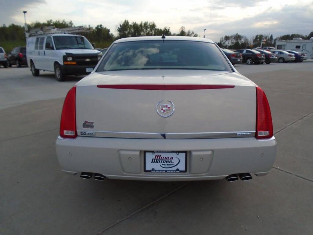 used 2008 Cadillac DTS car, priced at $5,975