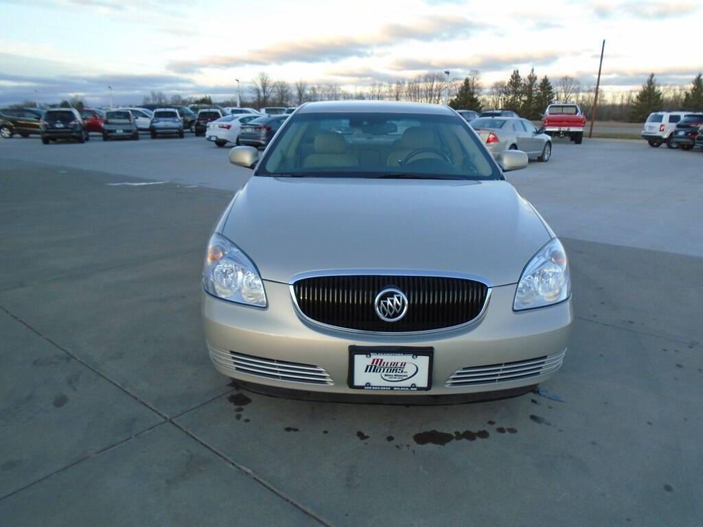 used 2008 Buick Lucerne car, priced at $5,475