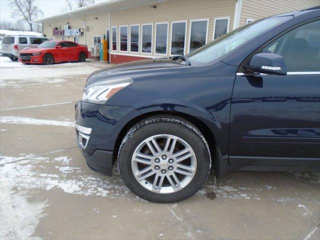 used 2015 Chevrolet Traverse car, priced at $11,475