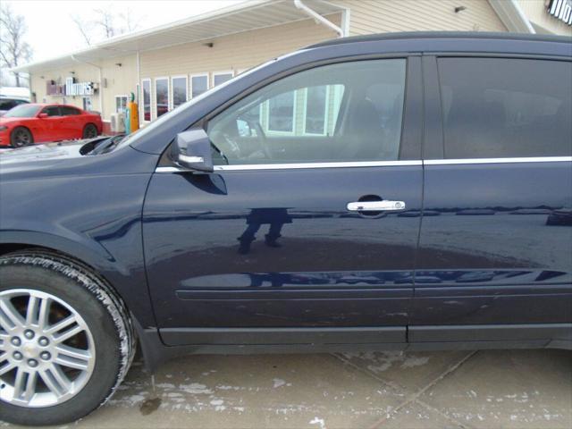 used 2015 Chevrolet Traverse car, priced at $11,475