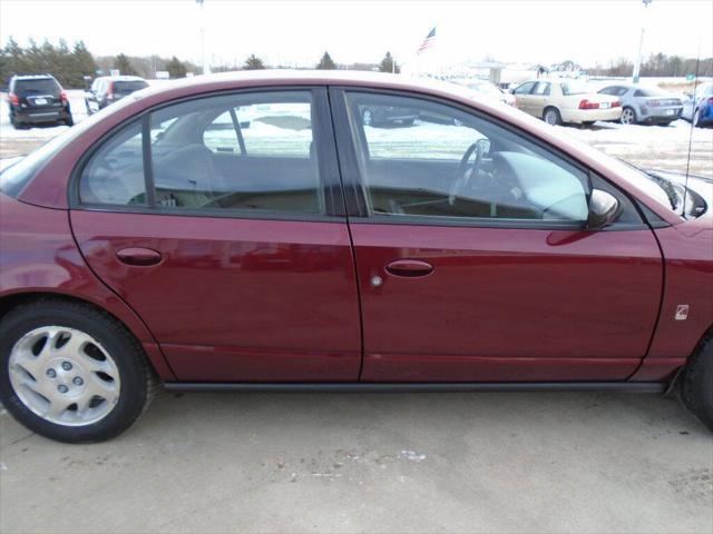 used 2001 Saturn SL car, priced at $5,975