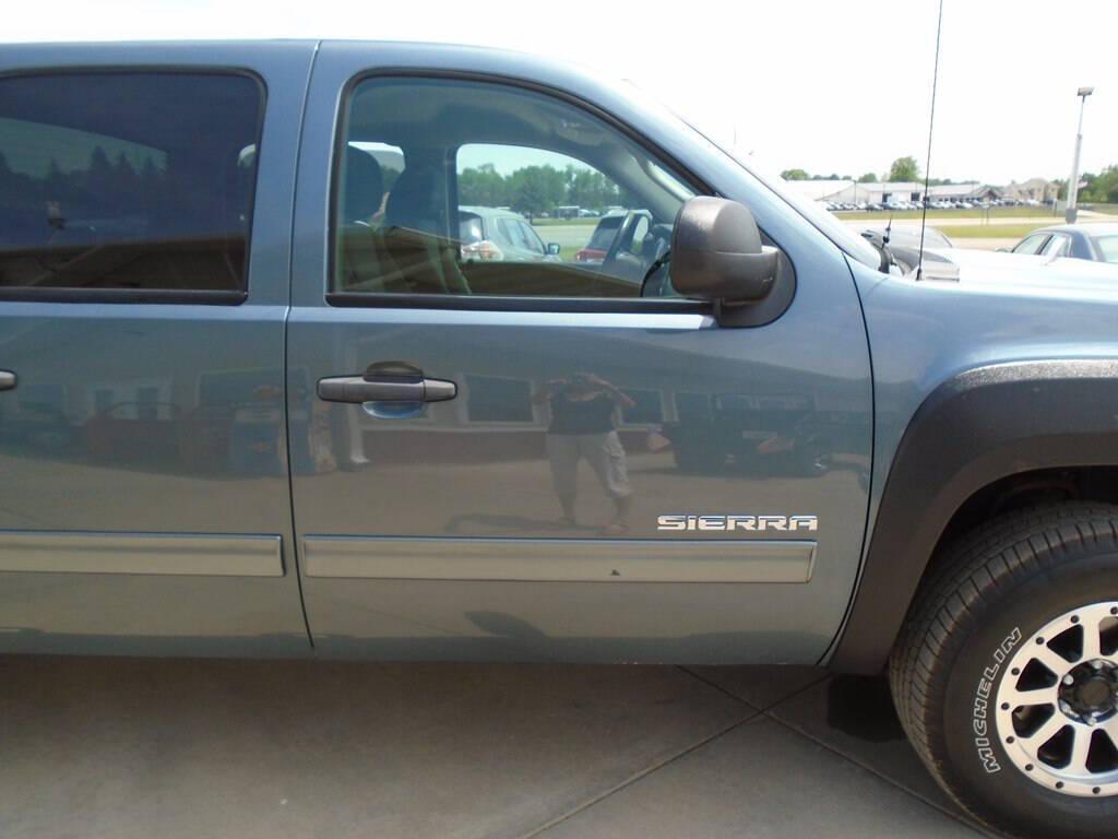used 2013 GMC Sierra 1500 car, priced at $16,975