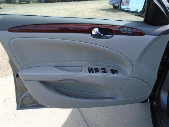 used 2007 Buick Lucerne car, priced at $9,975