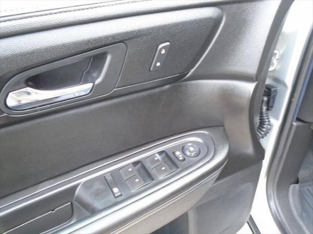 used 2015 GMC Acadia car, priced at $8,975