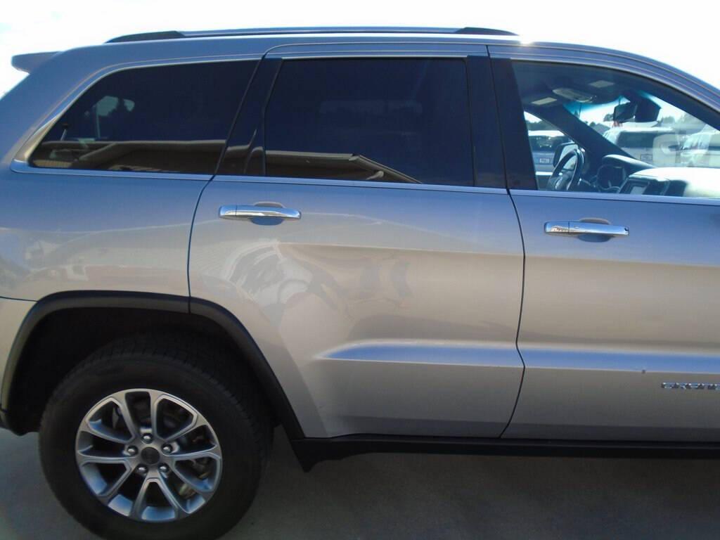 used 2015 Jeep Grand Cherokee car, priced at $10,925