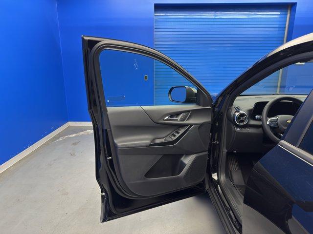 new 2026 Chevrolet Equinox car, priced at $28,354