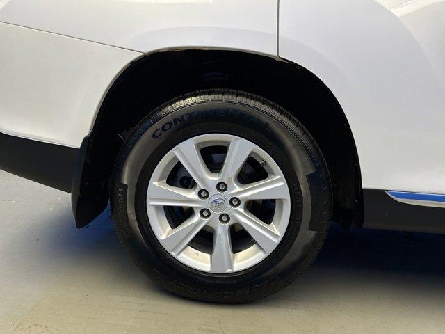 used 2013 Toyota Highlander car, priced at $11,228