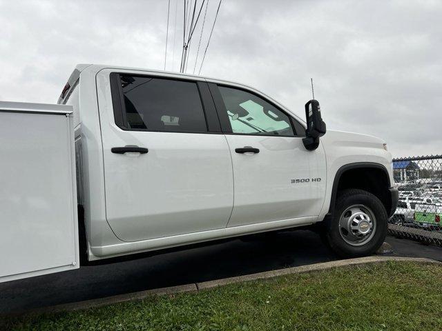 new 2024 Chevrolet Silverado 3500 car, priced at $66,099