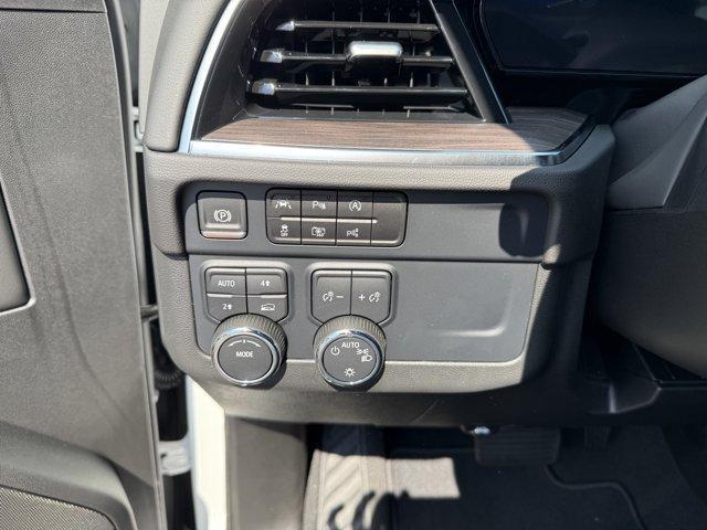 new 2025 Chevrolet Suburban car, priced at $66,495