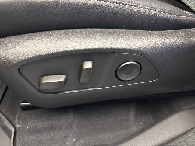 new 2026 Chevrolet Traverse car, priced at $43,078