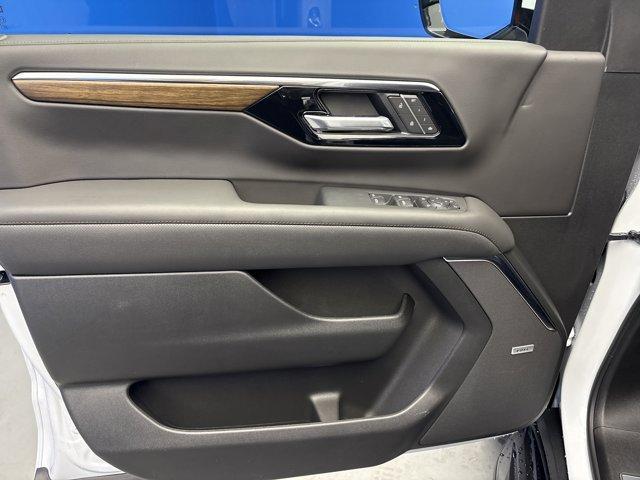 new 2026 Chevrolet Suburban car, priced at $91,993