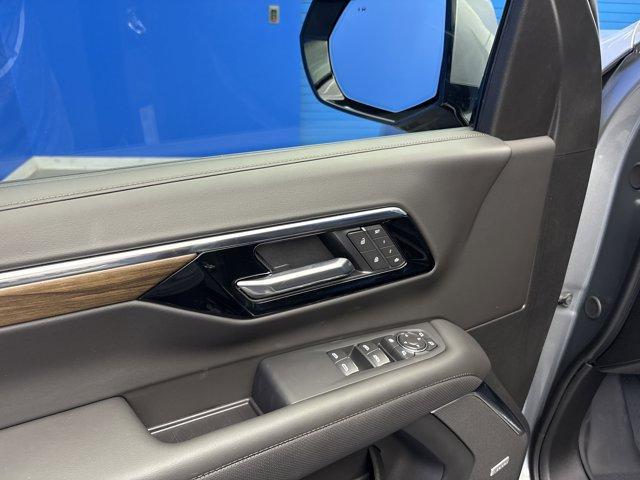 new 2025 Chevrolet Suburban car, priced at $80,993