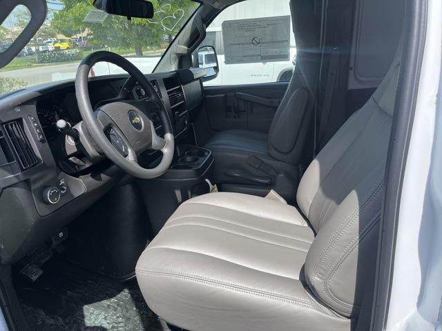 new 2025 Chevrolet Express 2500 car