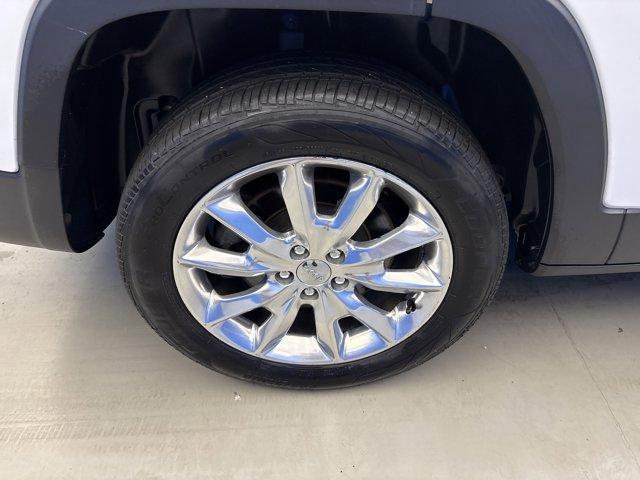 used 2015 Jeep Cherokee car, priced at $12,580