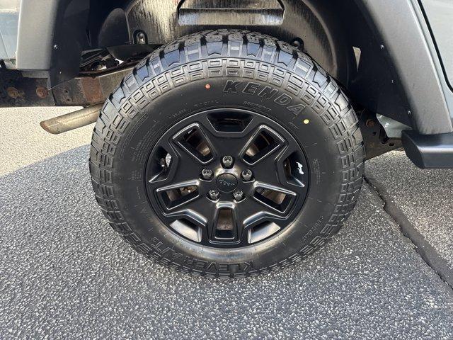 used 2014 Jeep Wrangler Unlimited car, priced at $11,500